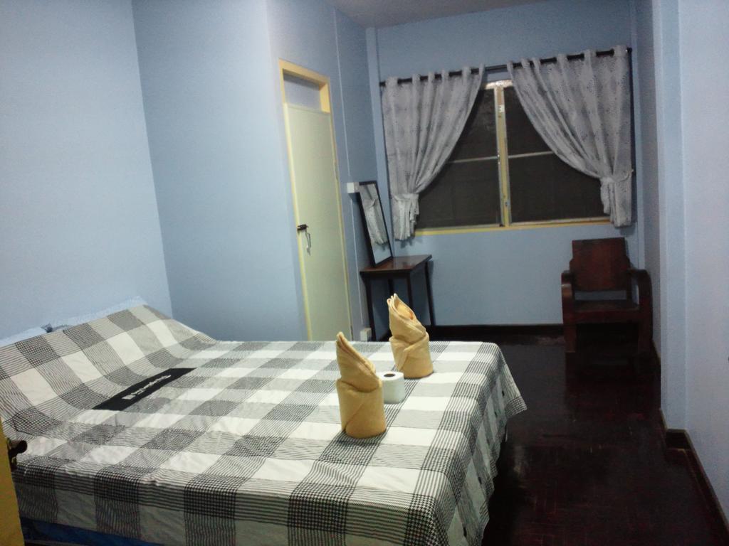 Nalin Guesthouse Chiang Mai Pokój zdjęcie